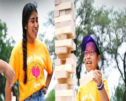 丈夫在妻子分娩过程中应如何配合？